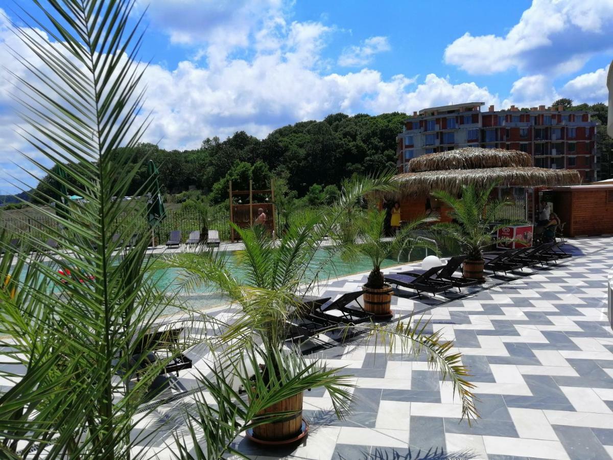 Allure Beach Resort Aparthotel Primorsko Extérieur photo
