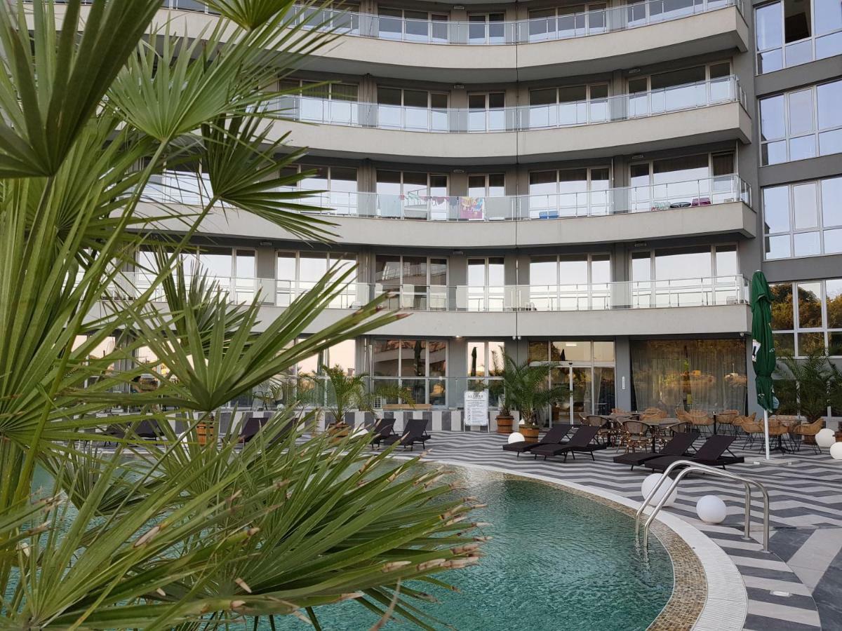 Allure Beach Resort Aparthotel Primorsko Extérieur photo